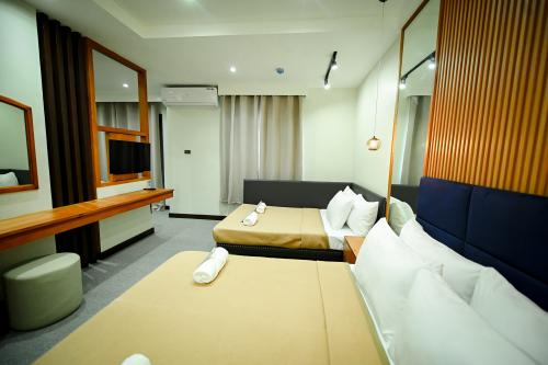 suite_room_5